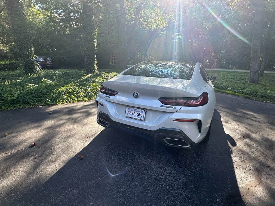 2022 BMW M8 - Image 6 of 10