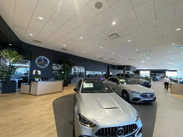 2022 BMW - Image 10 of 15