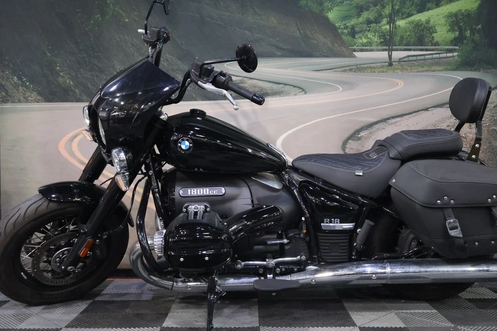 2022 BMW Motorcycles - Image 2 of 2