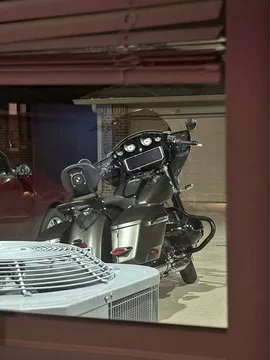 2022 BMW R18B