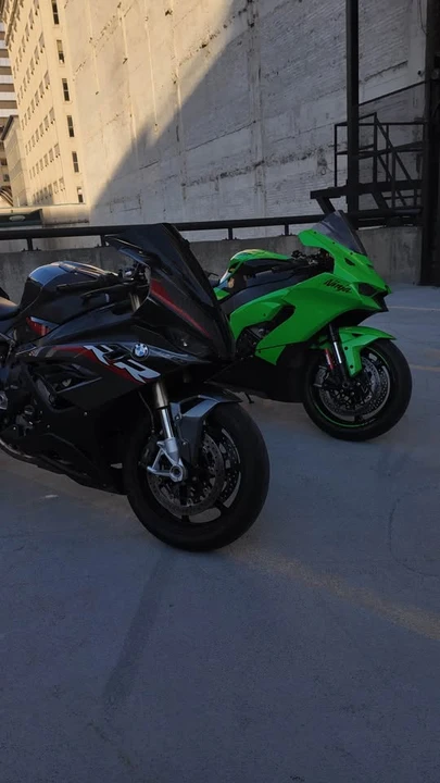 2022 BMW S1000 - Image 3 of 5