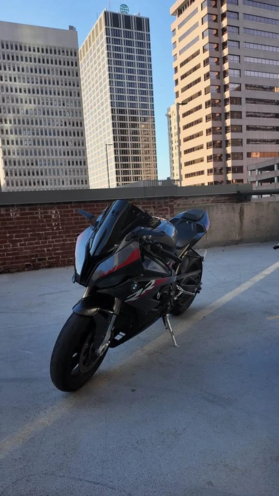 2022 BMW S1000 - Image 2 of 5