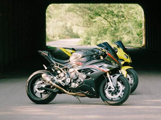 2022 BMW S1000 - Image 4 of 5