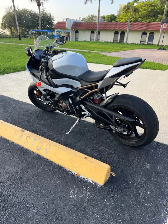 2022 BMW S1000 - Image 4 of 7