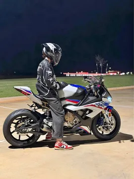 2022 BMW S 1000