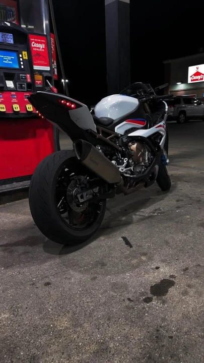 2022 BMW S1000 - Image 2 of 5