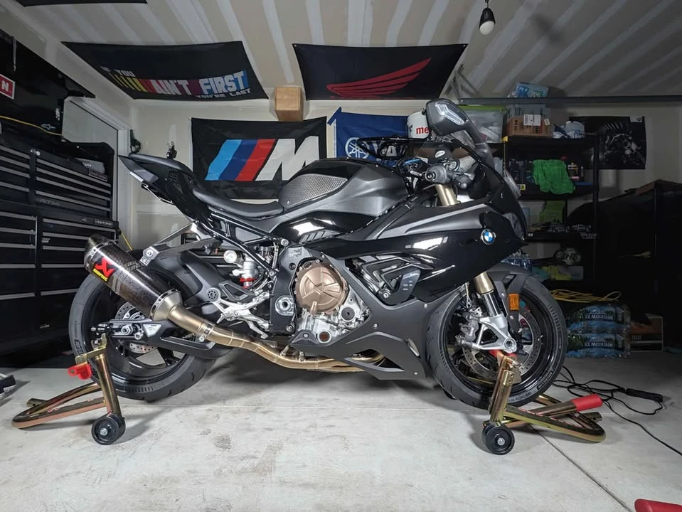 2022 BMW S1000 - Image 3 of 11