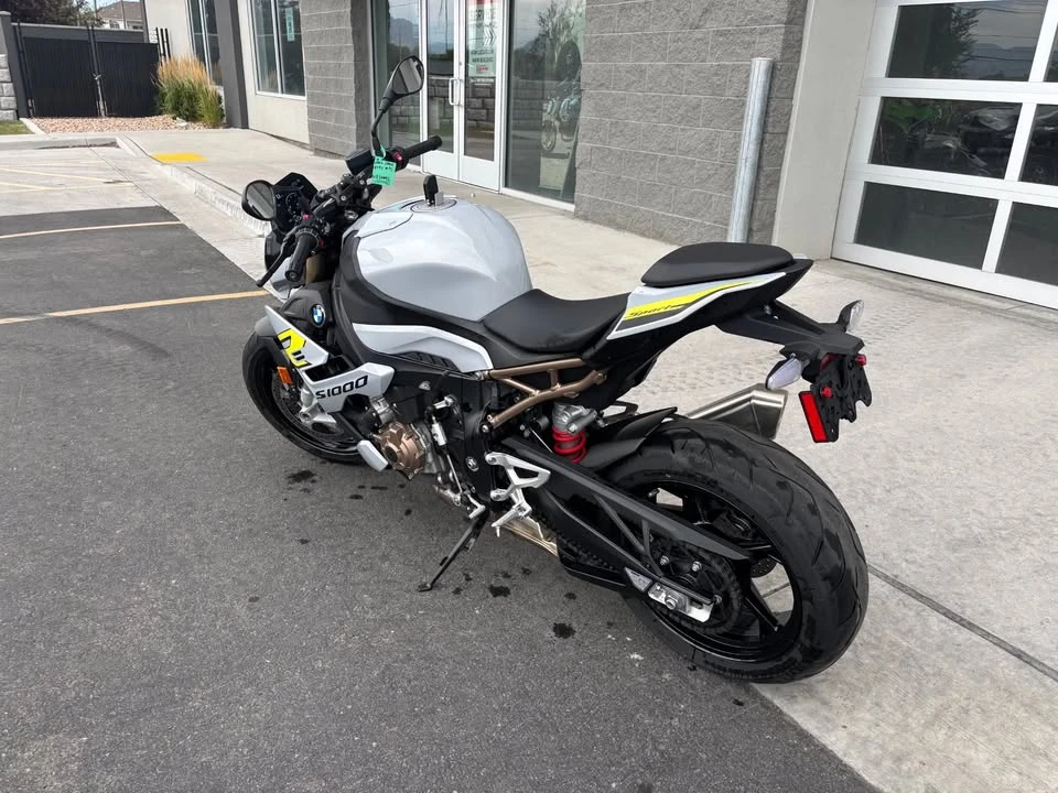 2022 BMW S1000 - Image 3 of 8