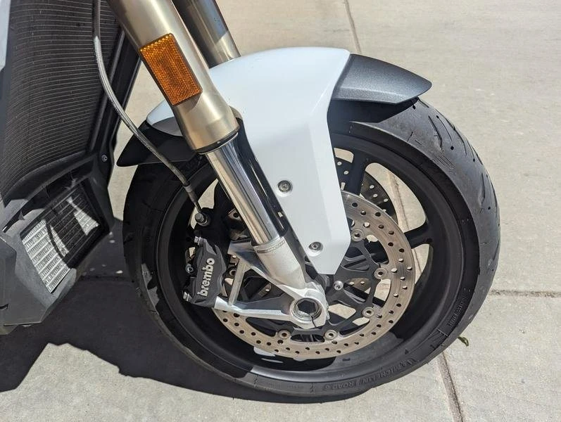 2022 BMW S1000 - Image 7 of 20