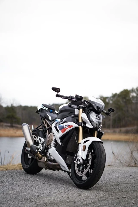 2022 BMW S1000 - Image 11 of 13