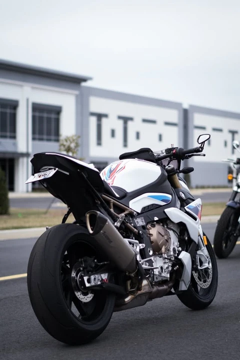 2022 BMW S1000 - Image 3 of 13
