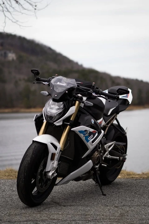 2022 BMW S1000 - Image 10 of 13