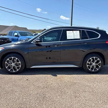 2022 BMW X1 sDrive28i