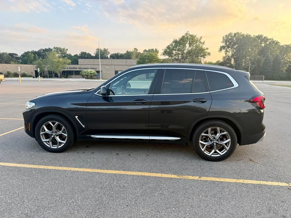 2022 BMW G01 X3 - Image 2 of 9