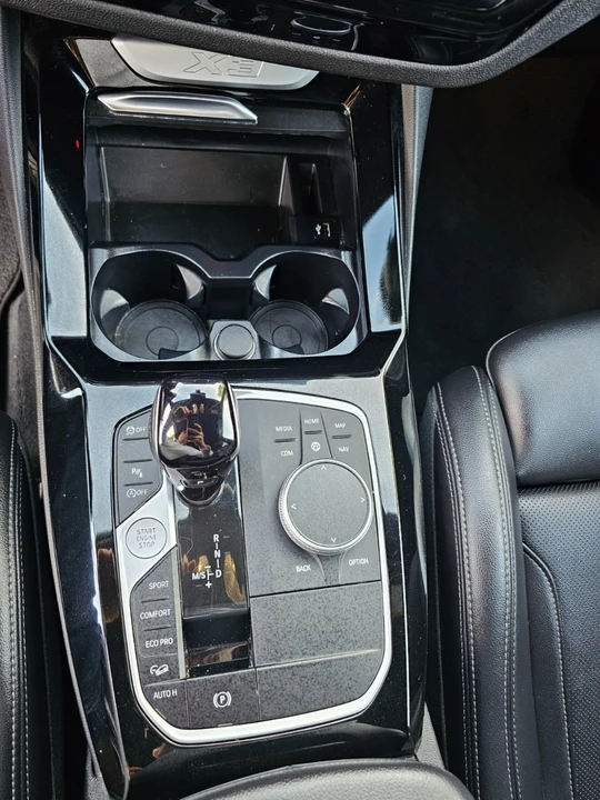 2022 BMW G01 X3 - Image 16 of 21