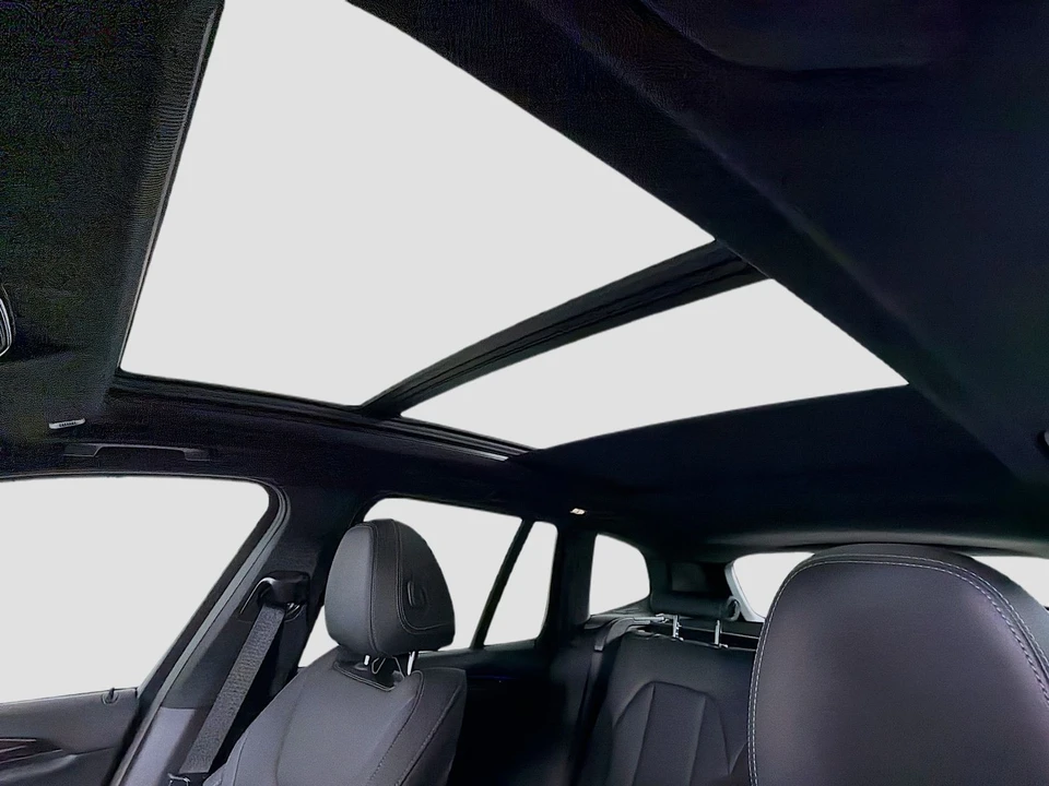 2022 BMW G01 X3 - Image 16 of 21