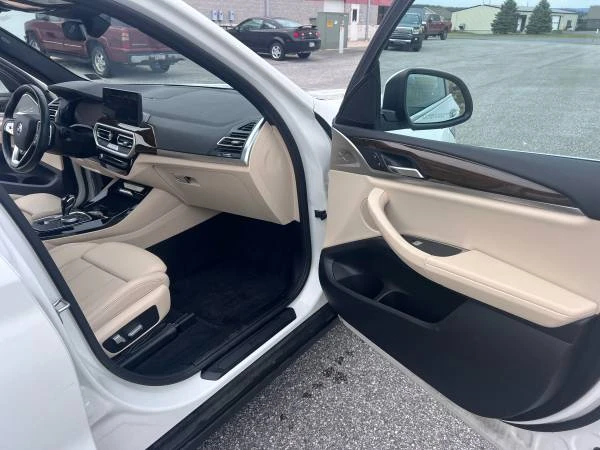 2022 BMW G01 X3 - Image 12 of 17