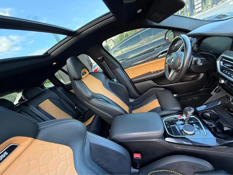 2022 BMW X4 M - Image 10 of 11