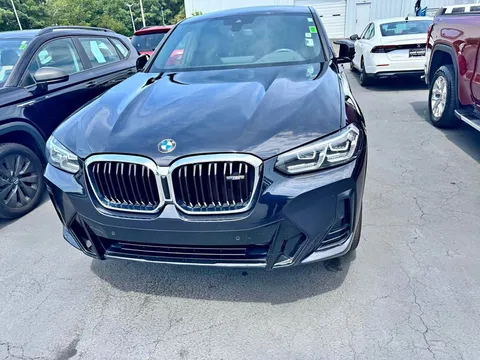 2022 BMW X4 M40i Sport Utility 4D