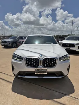 2022 BMW X4 xDrive30i