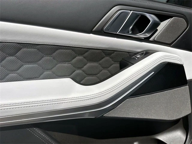 2022 BMW G05 X5 - Image 11 of 21
