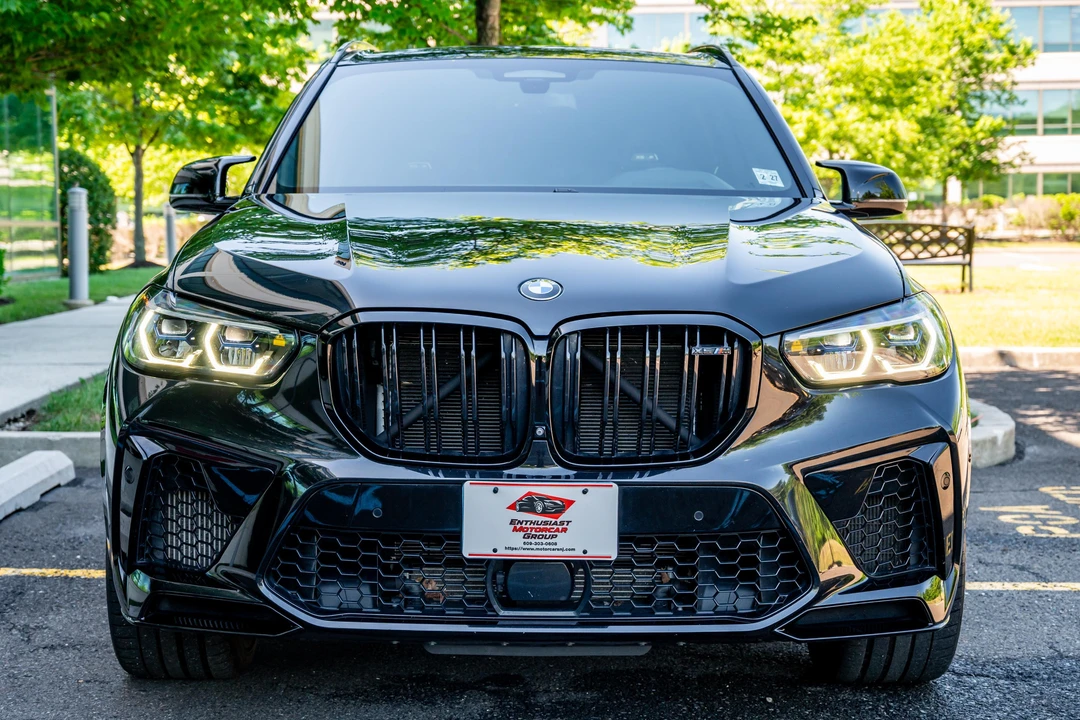 2022 BMW X5 - Image 2 of 31