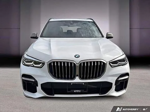 2022 BMW X5 M50i