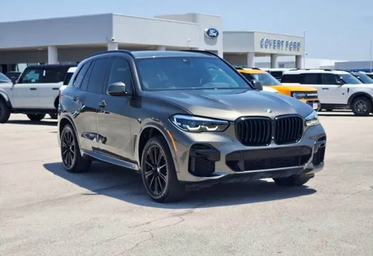 2022 BMW X5 M50i Sport Utility 4D