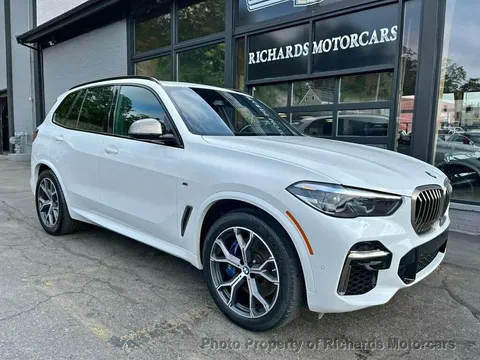 2022 BMW X5 M50i Sports Activity Vehicle