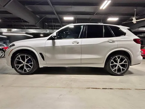 2022 BMW X5 xDrive40i Sport Utility 4D