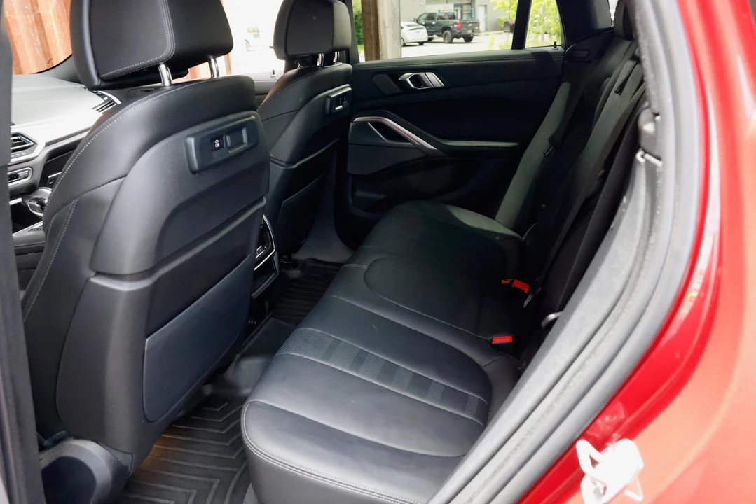2022 BMW G06 X6 M50i & M60i - Image 28 of 31