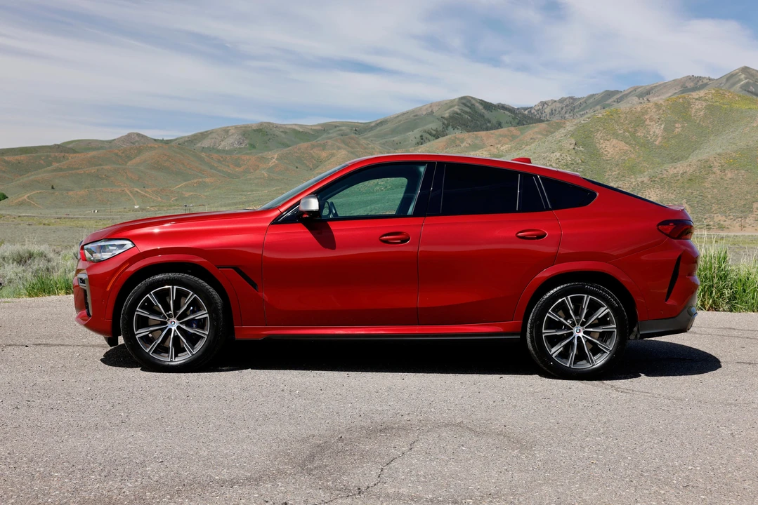 2022 BMW G06 X6 M50i & M60i - Image 9 of 31