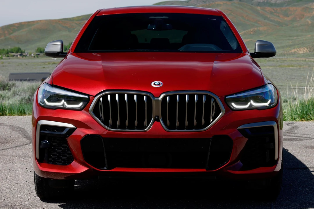 2022 BMW G06 X6 M50i & M60i - Image 2 of 31