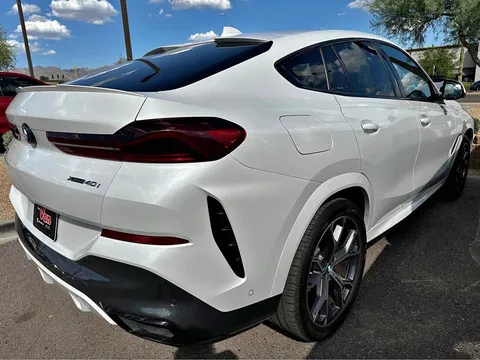 2022 BMW X6 xDrive40i Sport Utility 4D