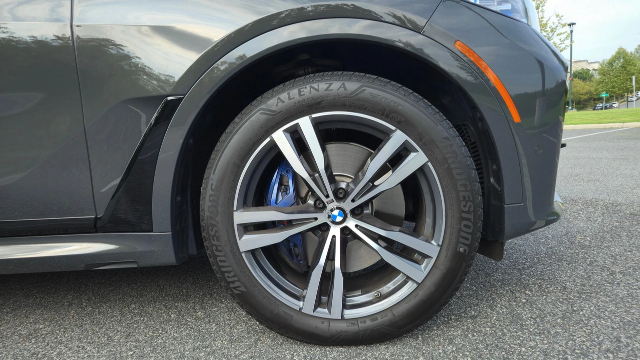 2022 BMW G07 X7 M50i & M60i - Image 24 of 31