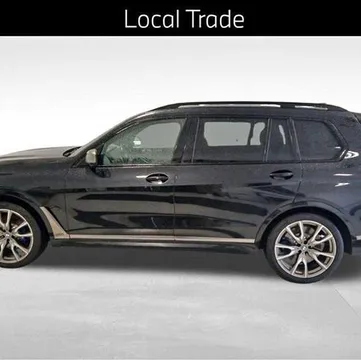 2022 BMW X7 M50i