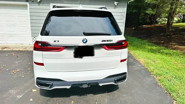 2022 BMW X7 M50i Sport Utility 4D