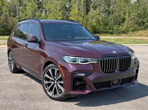 2022 BMW X7 M50i