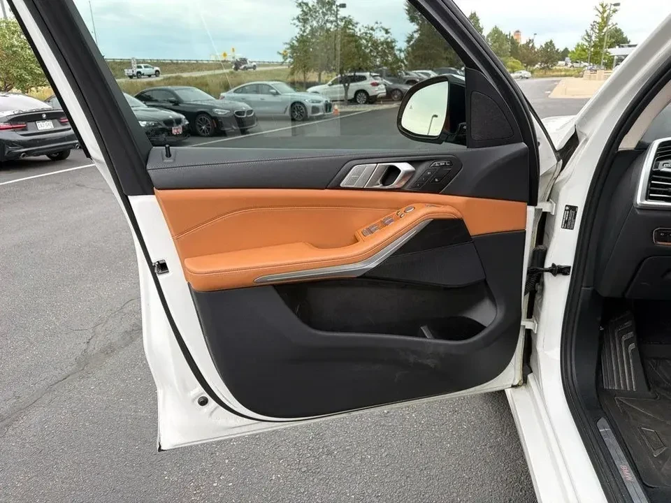 2022 BMW G07 X7 - Image 10 of 17