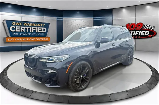 2022 BMW X7 M50i