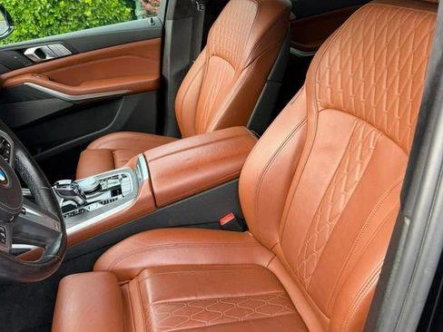 2022 BMW X7 - Image 5 of 6
