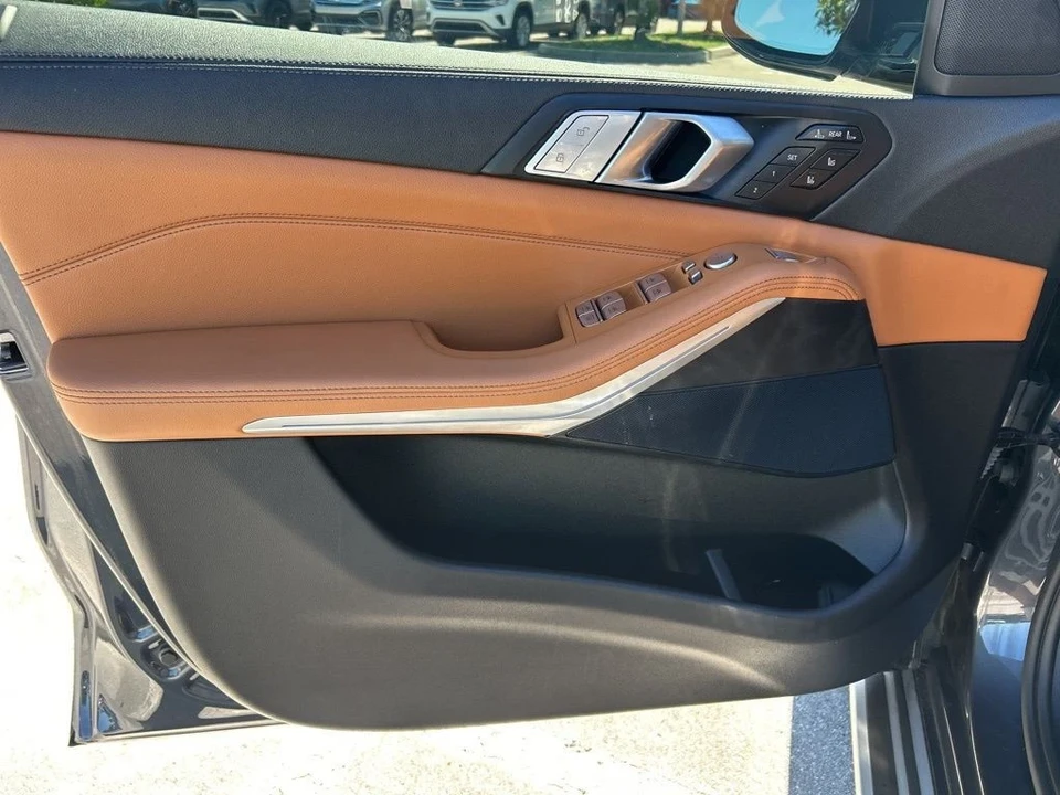 2022 BMW G07 X7 - Image 11 of 12