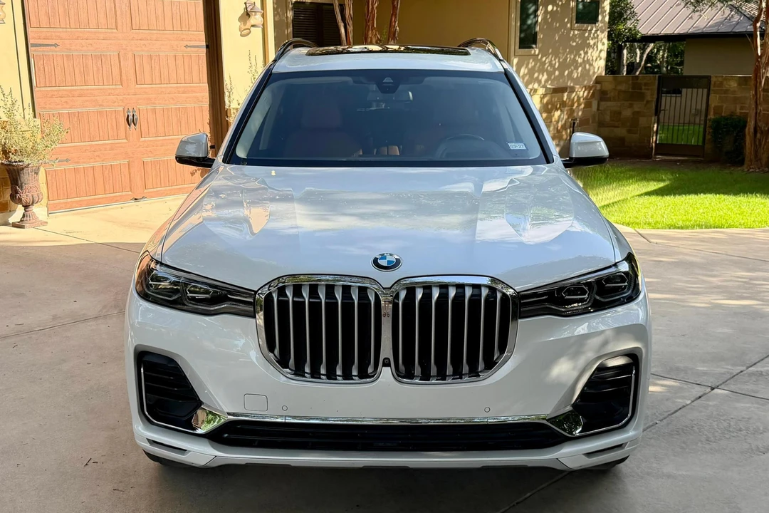 2022 BMW G07 X7 - Image 2 of 31