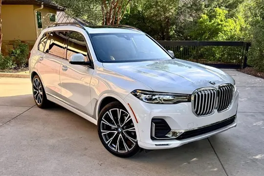 2022 BMW X7 xDrive40i High-End AWD SUV