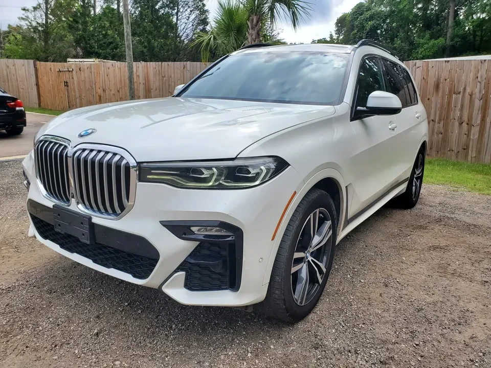 2022 BMW G07 X7 - Image 2 of 18