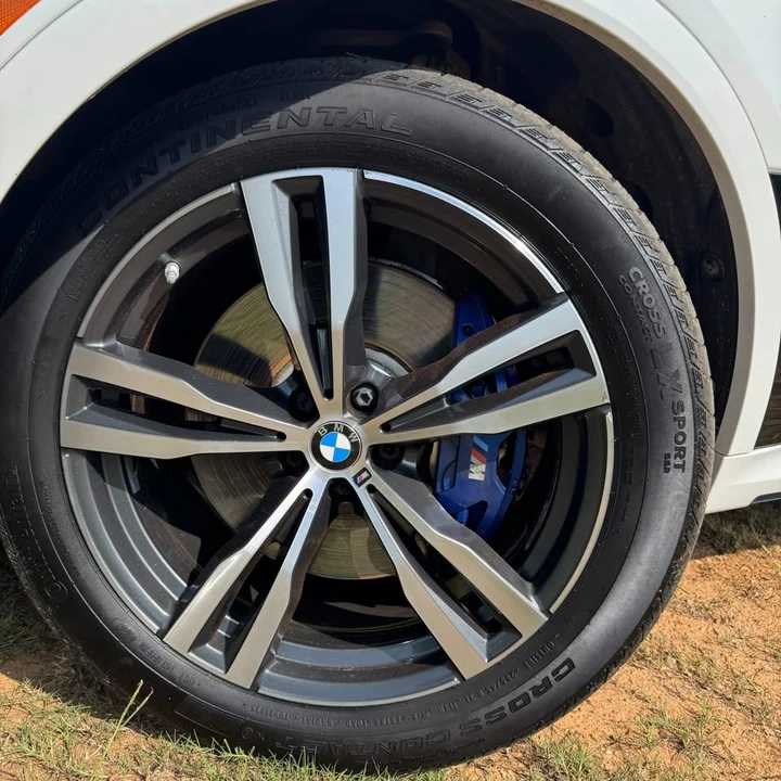 2022 BMW G07 X7 - Image 2 of 16