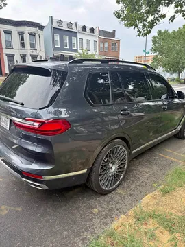 2022 BMW X7 xDrive40i Sport Utility 4D