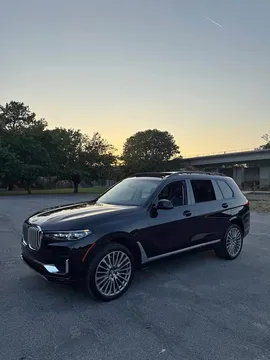 2022 BMW X7 xDrive40i Sport Utility 4D