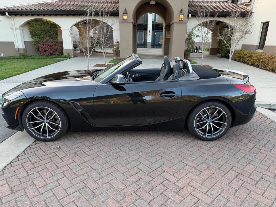 2022 BMW G29 Z4 Roadster - Image 9 of 31