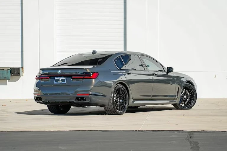 2022 BMW Alpina B7 - Image 6 of 17